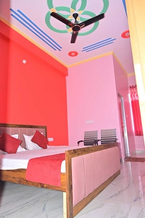 Room, City View | In-room safe, iron/ironing board, free WiFi - Hotel Viraj and Marriage Lawn (Takpura)