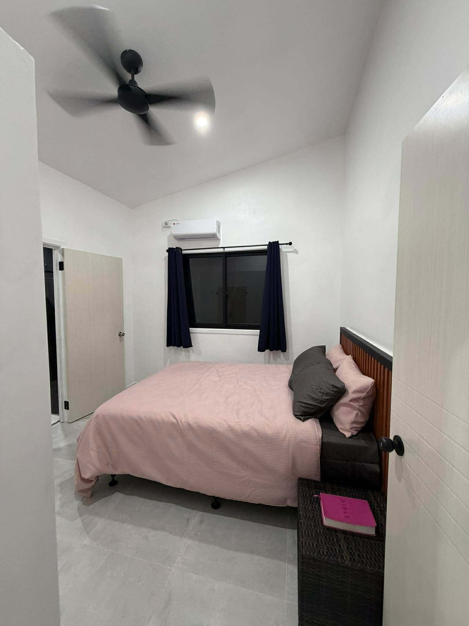 3 dormitorios, tabla de planchar con plancha, wifi y ropa de cama