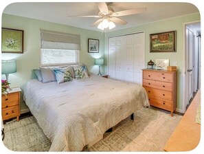 Room - 'Palm Bungalow' Near Downtown St Augustine & Beaches! (St. Augustine)
