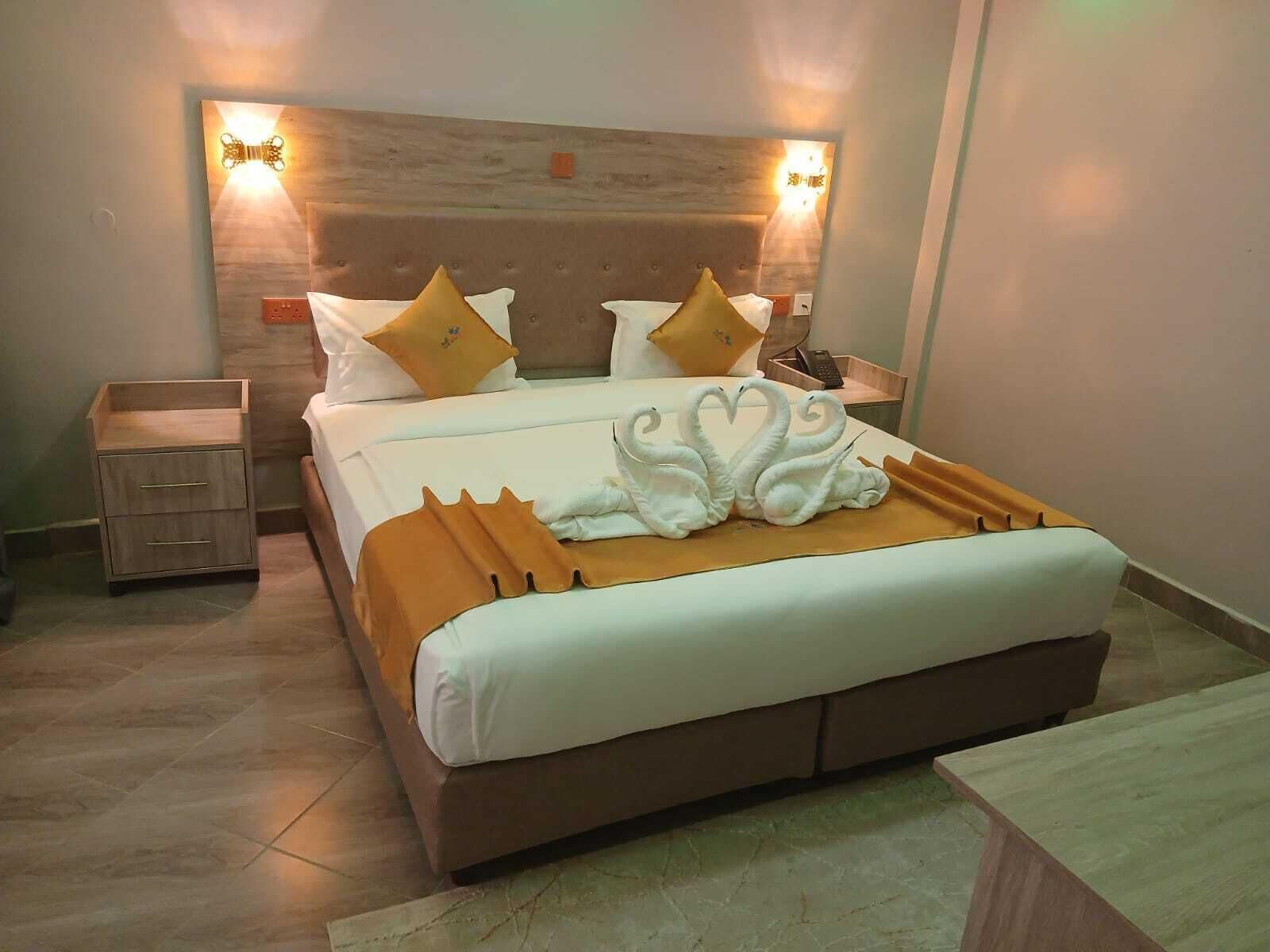Comfort Double or Twin Room, Lake View | Desk, laptop workspace, blackout drapes, iron/ironing board