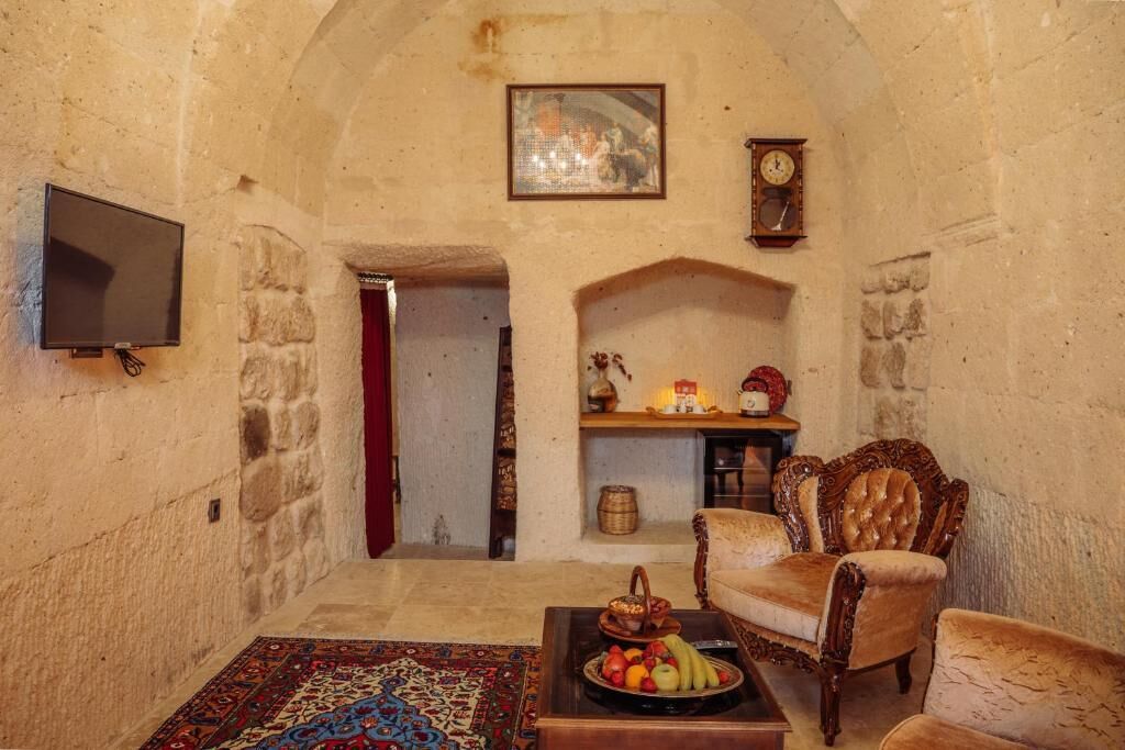 Deluxe Double or Twin Room, Patio, Garden View | Interior