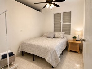 2 Schlafzimmer, Bügeleisen/Bügelbrett, kostenloses WLAN, Bettwäsche