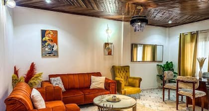 Residence 7N Guest House