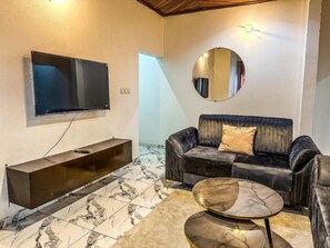 Luxury Apartment, City View | Ruang tamu