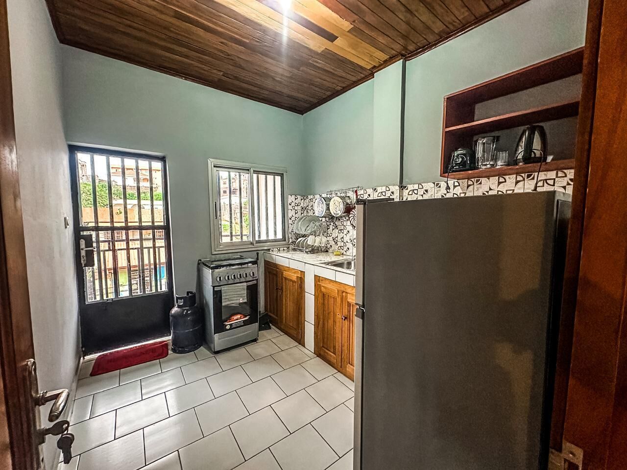 Comfort Apartment, City View | Private kitchen