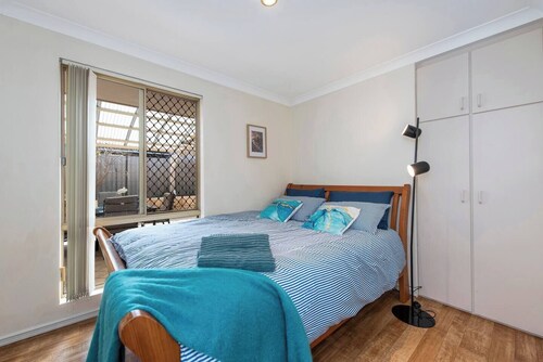 Mandurah Coastal Getaway|Dolphins|Beaches|Sleeps 6