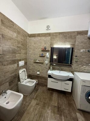 Unclassified image, 5 of 17, button - Coco Apartment (Radhimë)
