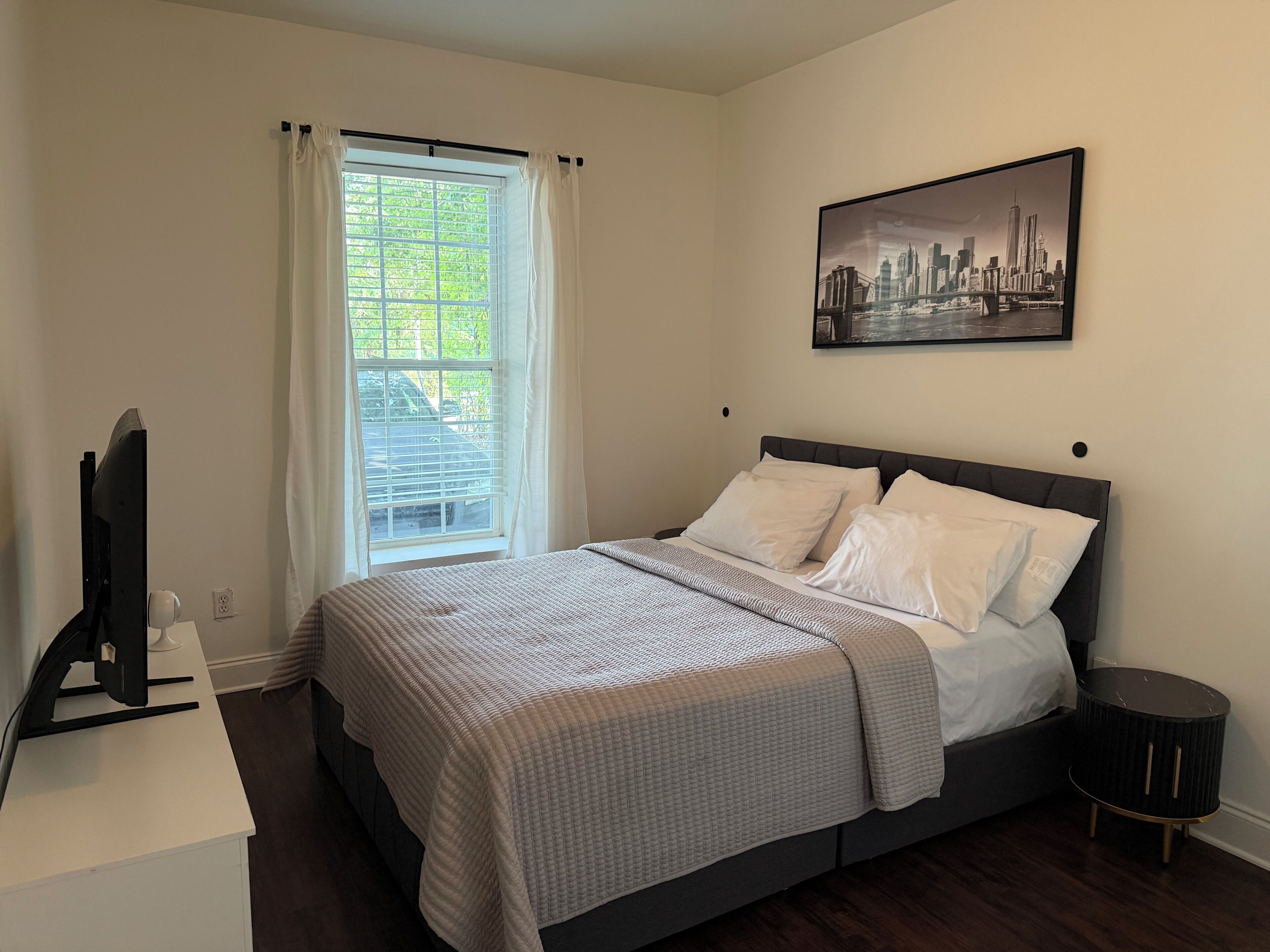 Comfort Apartment, City View