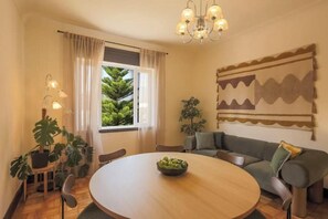 Dining - House with a quiet terrace (Peso da Régua)