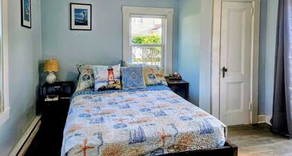 Barrington Bay Seaside Cottage with two bedrooms on Nova Scotia's south shore