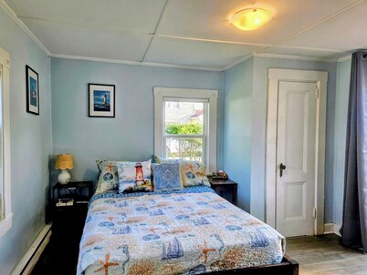 Barrington Bay Seaside Cottage with two bedrooms on Nova Scotia's south shore