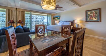 5th floor. Amazing ocean view. Premium Rated. New furniture and bed 2026.