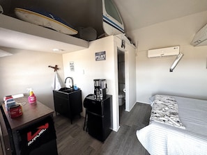 Room - Buffalo Bonanza Bungalow (Amarillo)