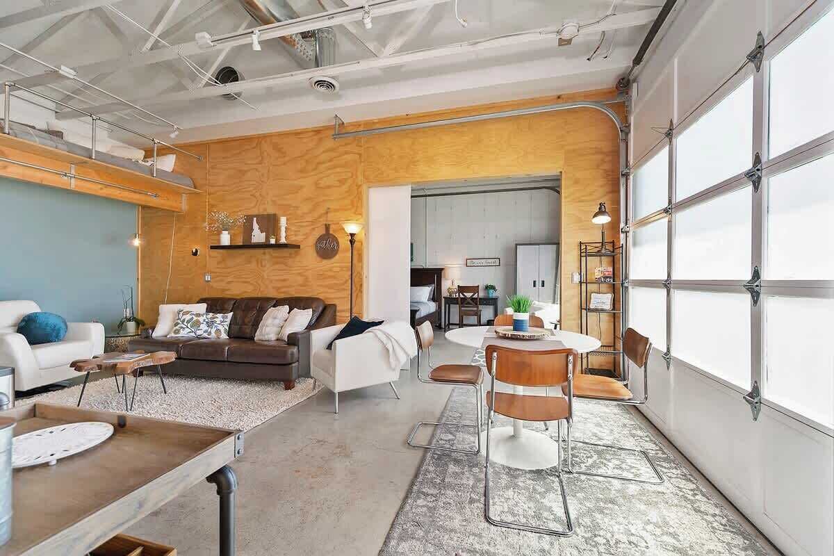 TV, offices