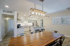 Dining - Old Town Family 4BR Hot Tub Swing Set Office A+Loc (Scottsdale)