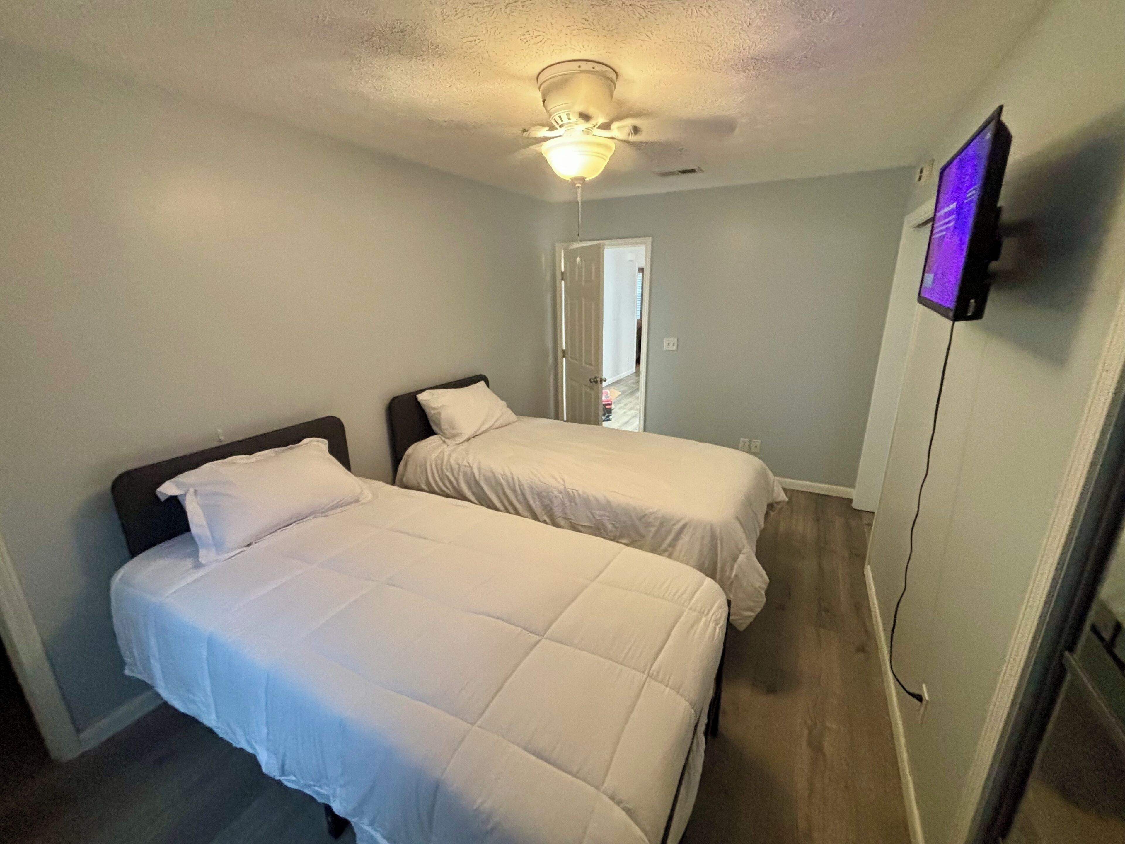3 bedrooms, free WiFi, bed sheets