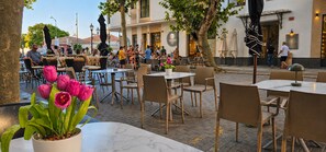 Outdoor dining - El Marqués Apartment at Dénia Port (Dénia)