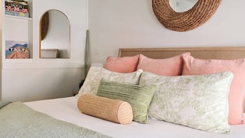 Ferros/tábuas de passar roupa, Wi-Fi, roupa de cama