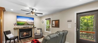 Catawba Ridge Cottage - Private 12-Acre Retreat