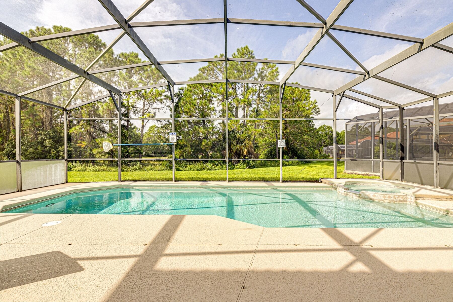 Beheizter Pool
