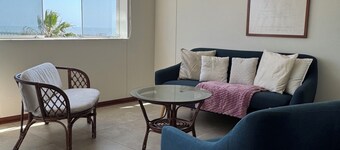 Brand-new Oceanfront Luxury Apartment at Malecon Seoane Pimentel