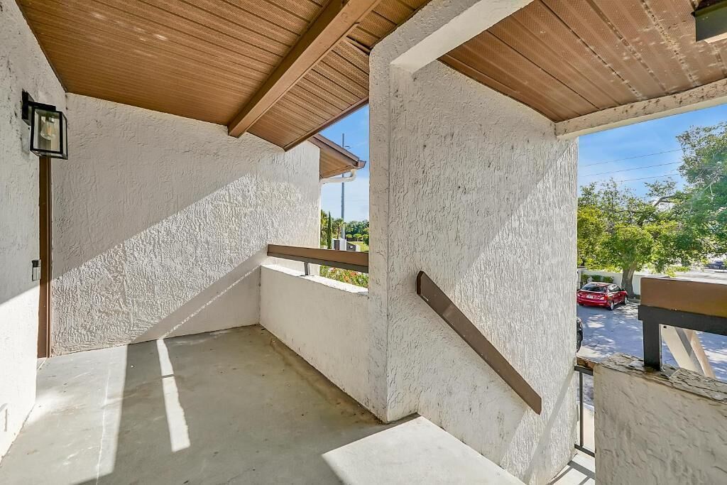 Apartment, Non Smoking, Air conditioning | Property grounds