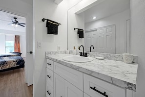 Apartment, Nichtraucher, Klimaanlage | Badezimmer | Handtücher