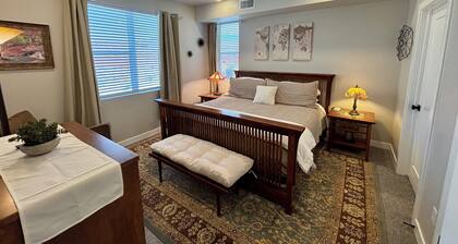 Poolside Retreat with Star Wars-Themed Room, Steps from Resort Pool Water Park