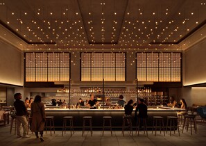 2 bar/lounge