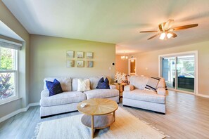 Smart TV - Sarasota Paradise with Private Pool – Minutes to Siesta Key (Sarasota)