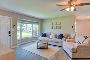Smart TV - Sarasota Paradise with Private Pool – Minutes to Siesta Key (Sarasota)