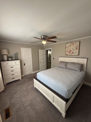 3 bedrooms, WiFi, bed sheets - Charming 3-bedroom Cottage in Blakely (Blakely)