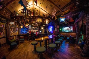 Bar (en el alojamiento)