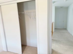 Interior - Family Home Near Niagara Falls | Thorold | Minutes drive to all attractions (Thorold)