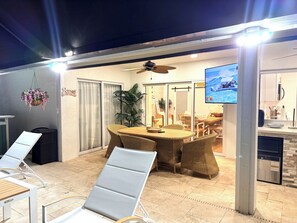 Dining - Casa del Sol Bonita 3 Min to the Beach, Game Room, and huge pool with spa (Bonita Springs)
