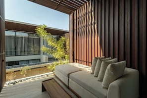 1 Bedroom Plunge Pool Villa with Fully Equipped Kitchenette | Terrace/patio