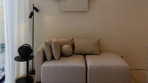 Ảnh chưa phân loại, 4 trong số 43 ảnh, nút