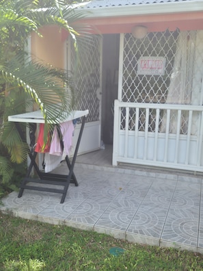 Terrace/patio - Rental: La MARINA de SAINT-FRANÇOIS, LES Marines IV RESIDENCE (OASIS-PREVERDURE) (SAINT-FRANÇOIS)