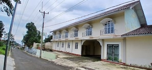 Ngoại thất