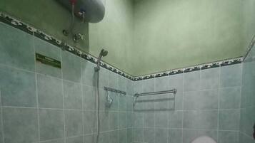Shower, towels