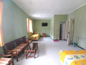 Habitación familiar | Escritorio y wifi gratis 