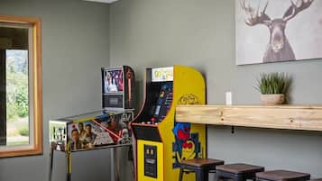 Spielezimmer