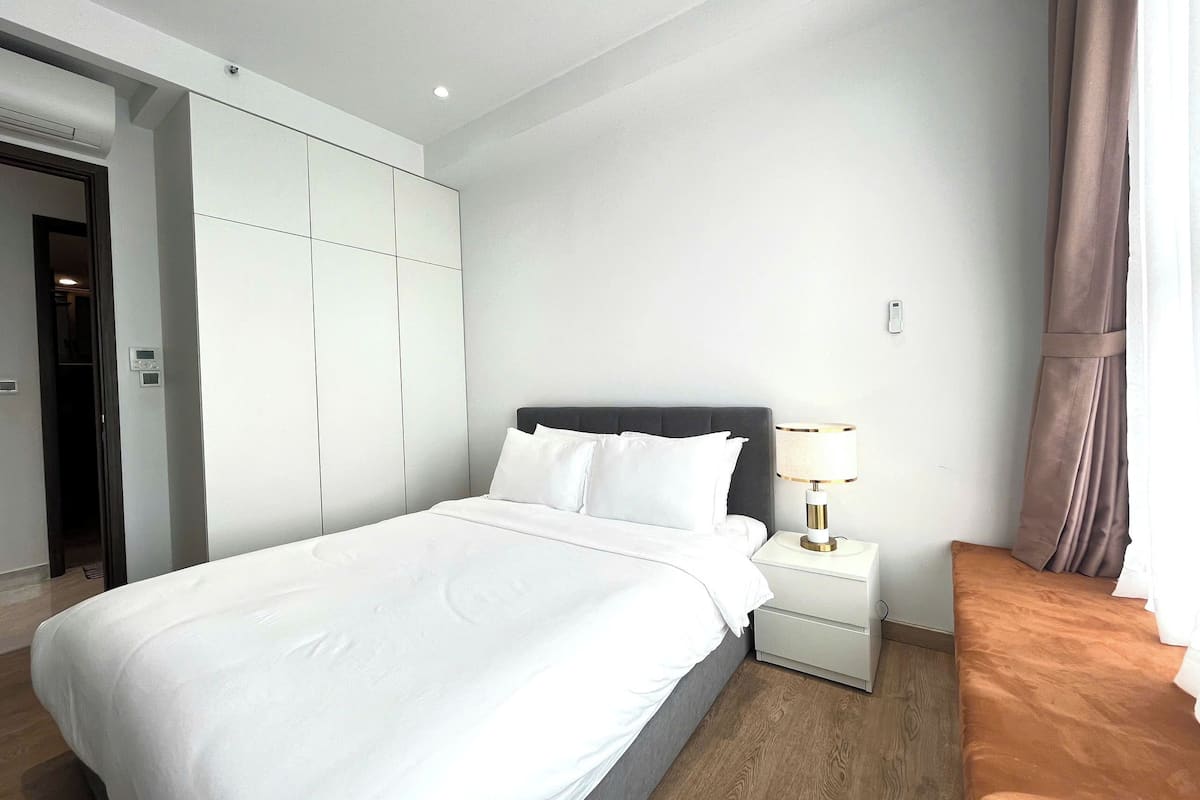 Premier Double Room | Desk, free WiFi