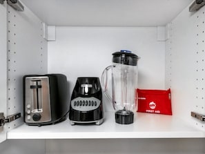 Kaffee und/oder Kaffeemaschine