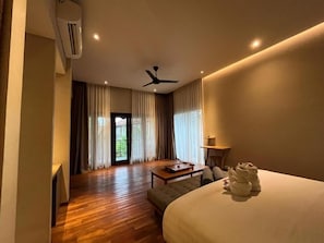 Deluxe Double Room, Garden View - Dewi Resort Ubud  (Ubud)