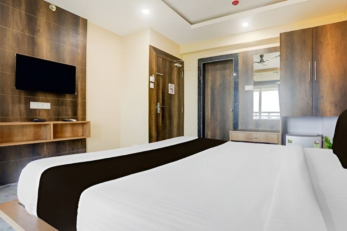 Kamar Double Deluks | Meja kerja, ruang kerja ramah laptop, dan Wi-Fi gratis