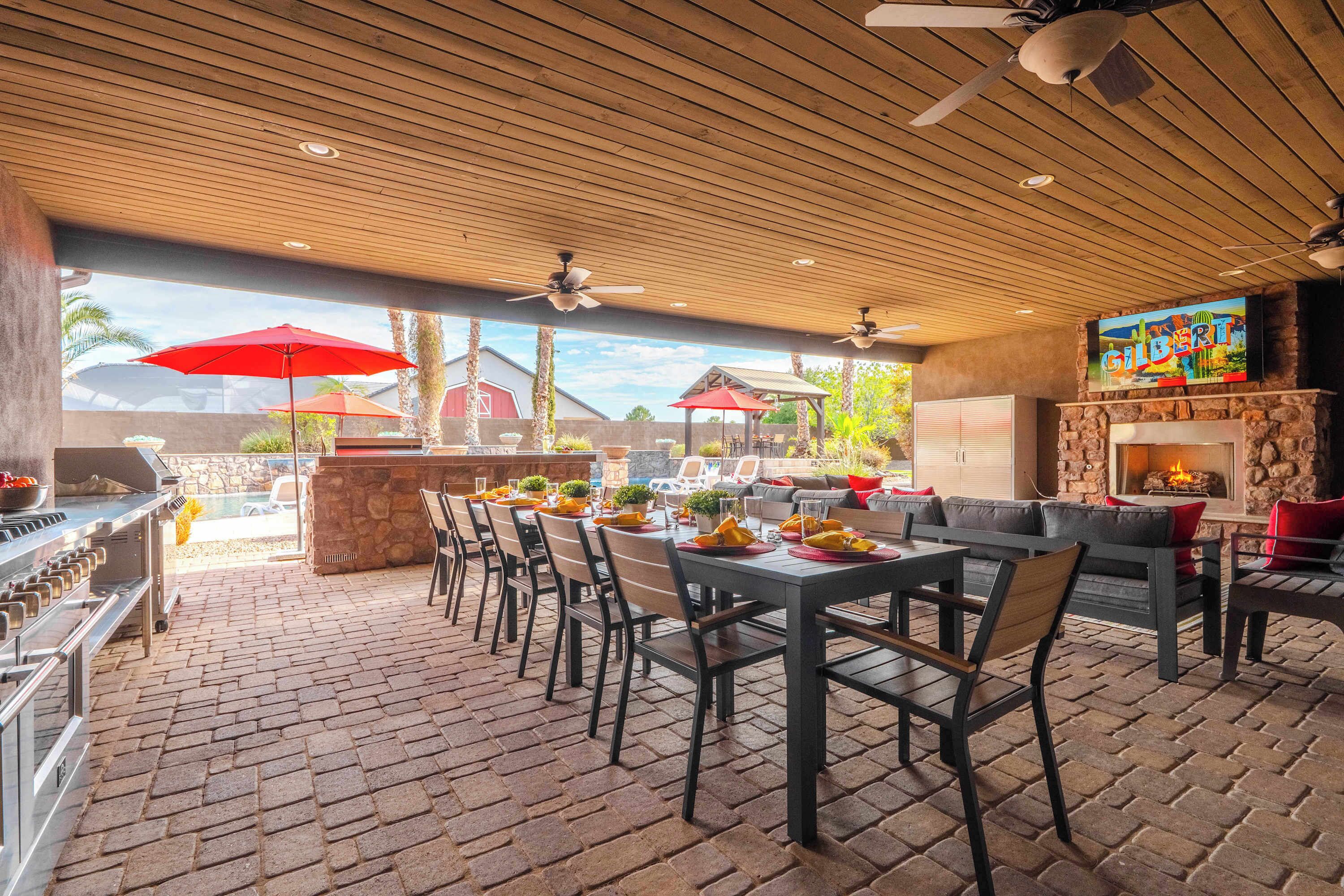 Outdoor dining