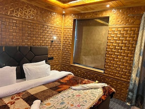 Cottage Deluks, pemandangan danau