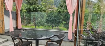 Langshan Taiyanggu Shengtai Dujia Cun