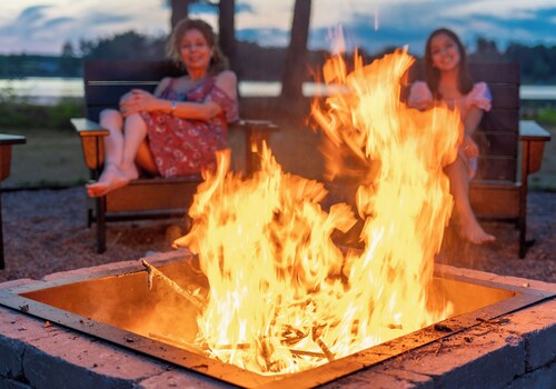 Windfall Lake | Sandy Beach | Hot Tub | Game Room | Kayaks | Ski & Snowmobile